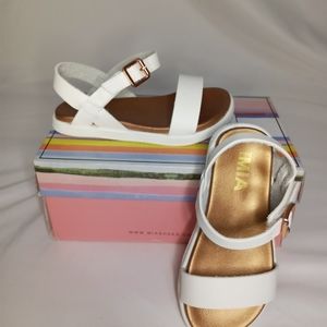 Mia Mini Sandals White Size 12M. Little Deedra